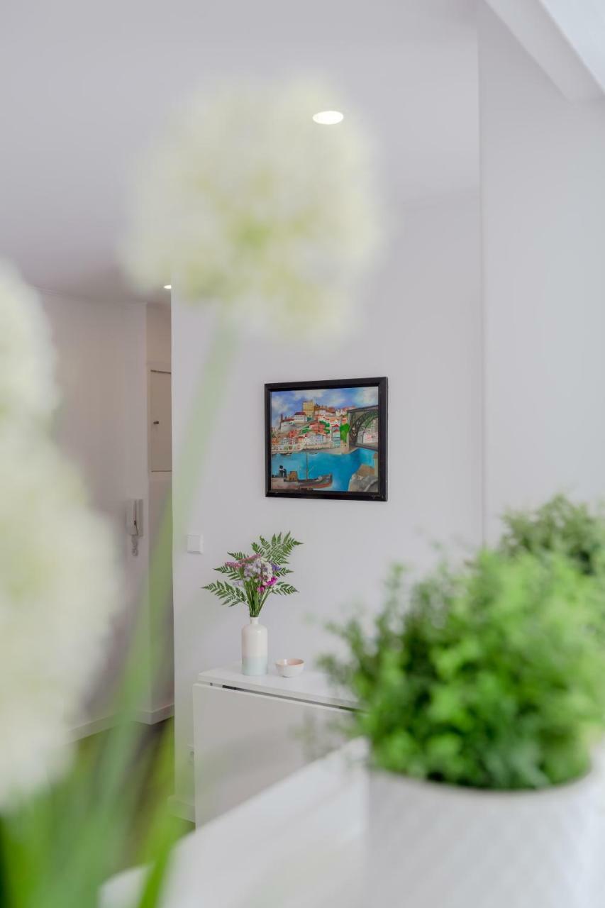 Sunny Apartment With Patio, By Timecooler Lisboa Exterior foto